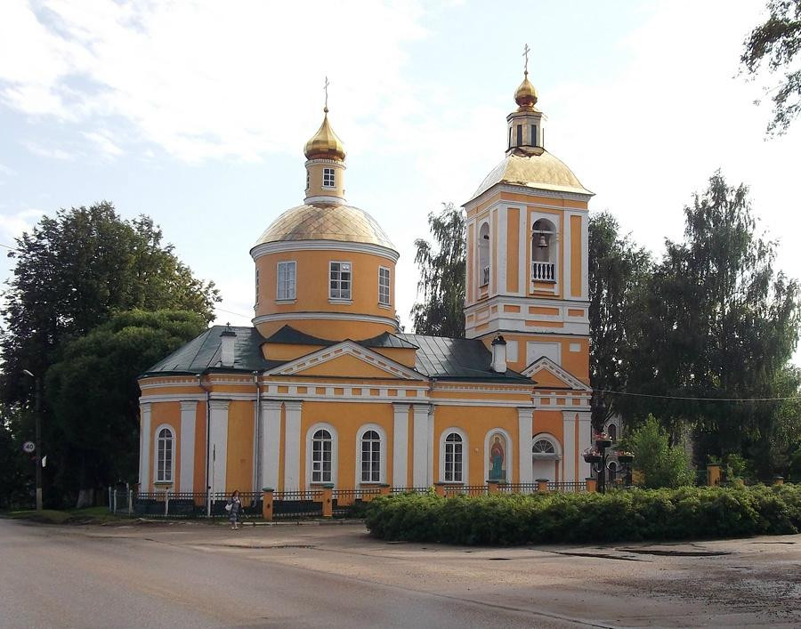 Holy Trinity Church in Bologom景点图片