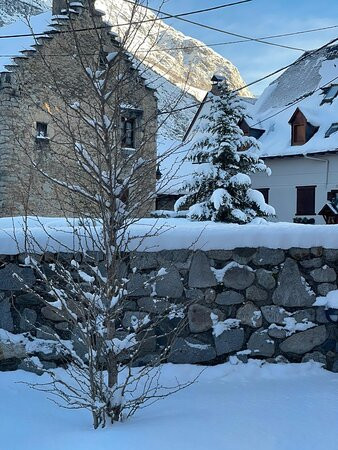 Hotel Besiberri主图