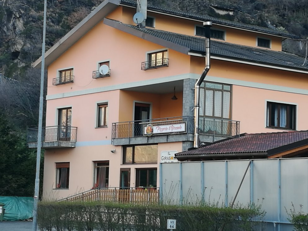 Montjovet旅游攻略图片