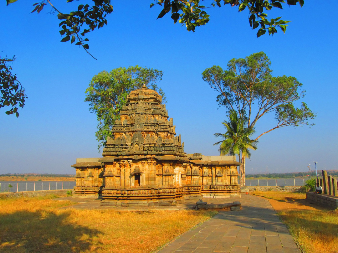 Nilagunda Bhimeshvara Temple景点图片