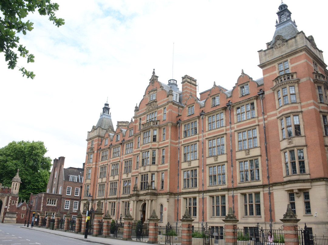 林肯因河广场-伦敦必去景点