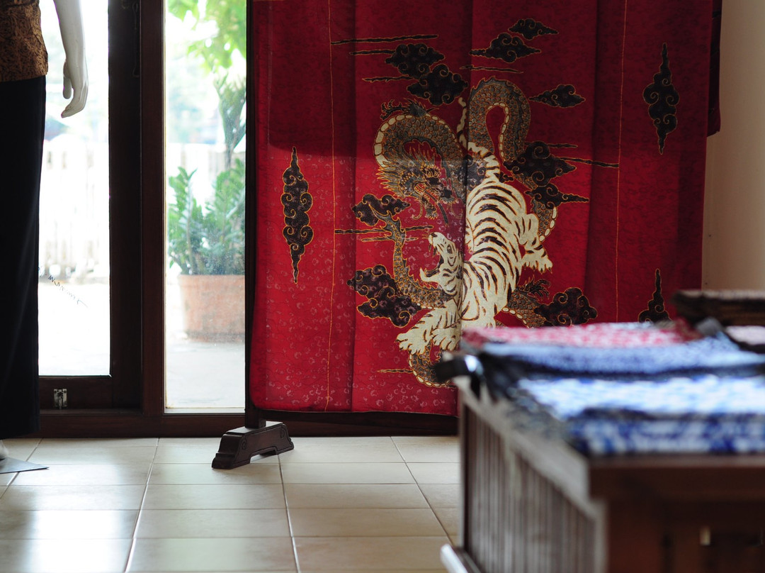 Batik Aksen Tropis景点图片