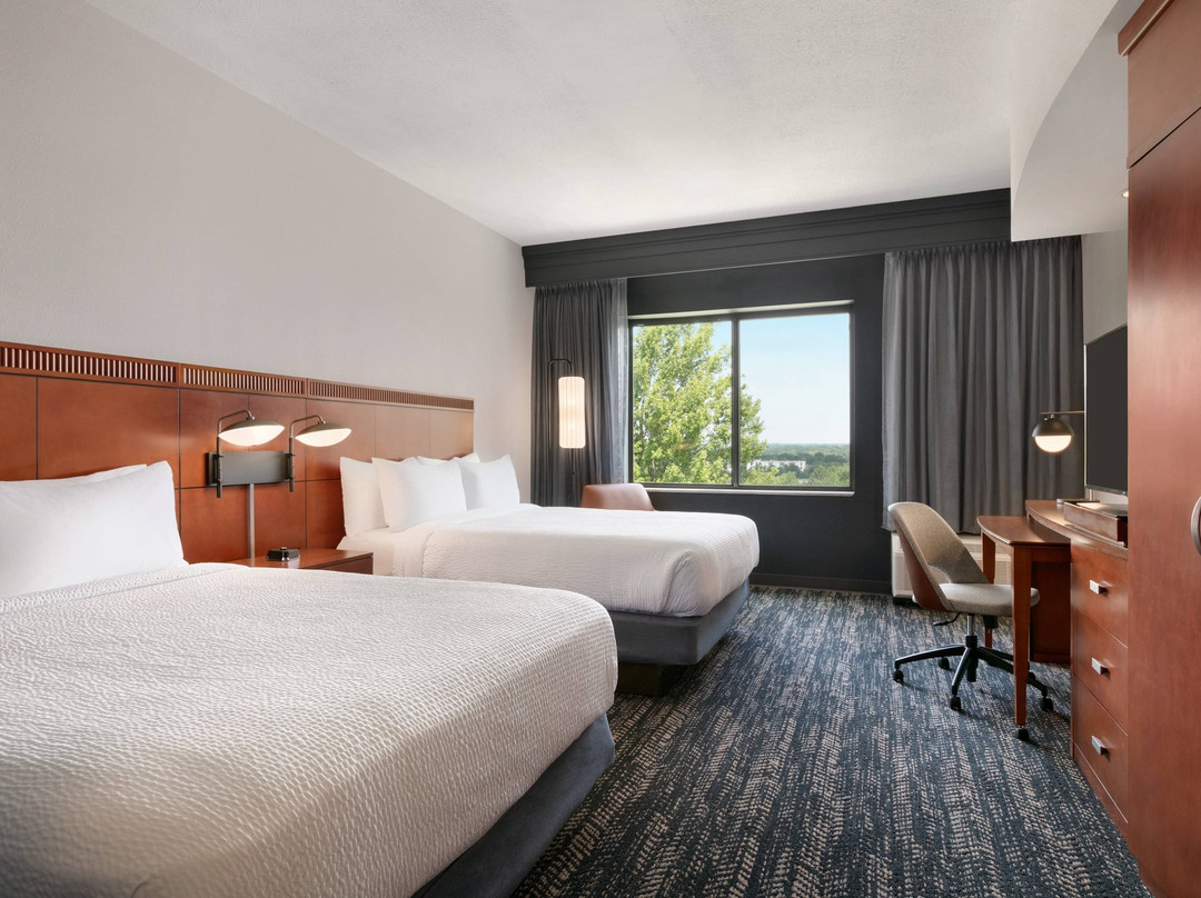 Courtyard by Marriott Lancaster