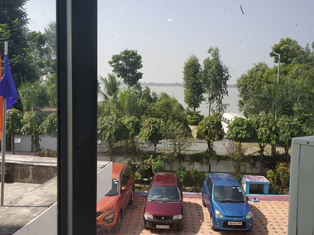 Rajhans Hotel & Resort主图