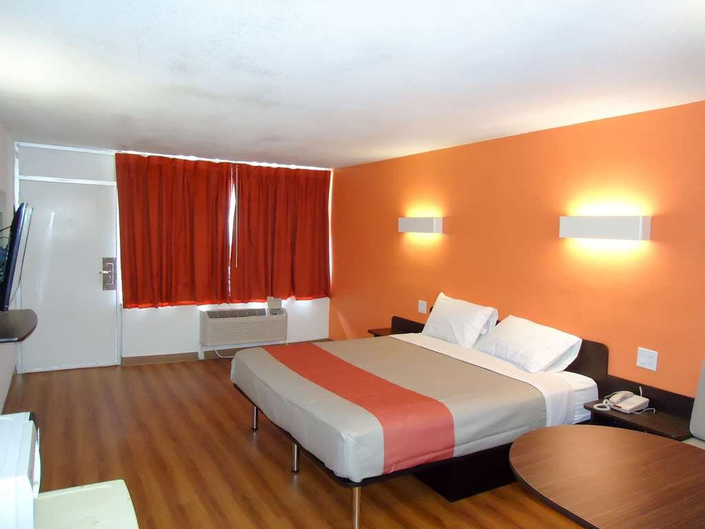 Motel 6 Connellys Springs, NC主图