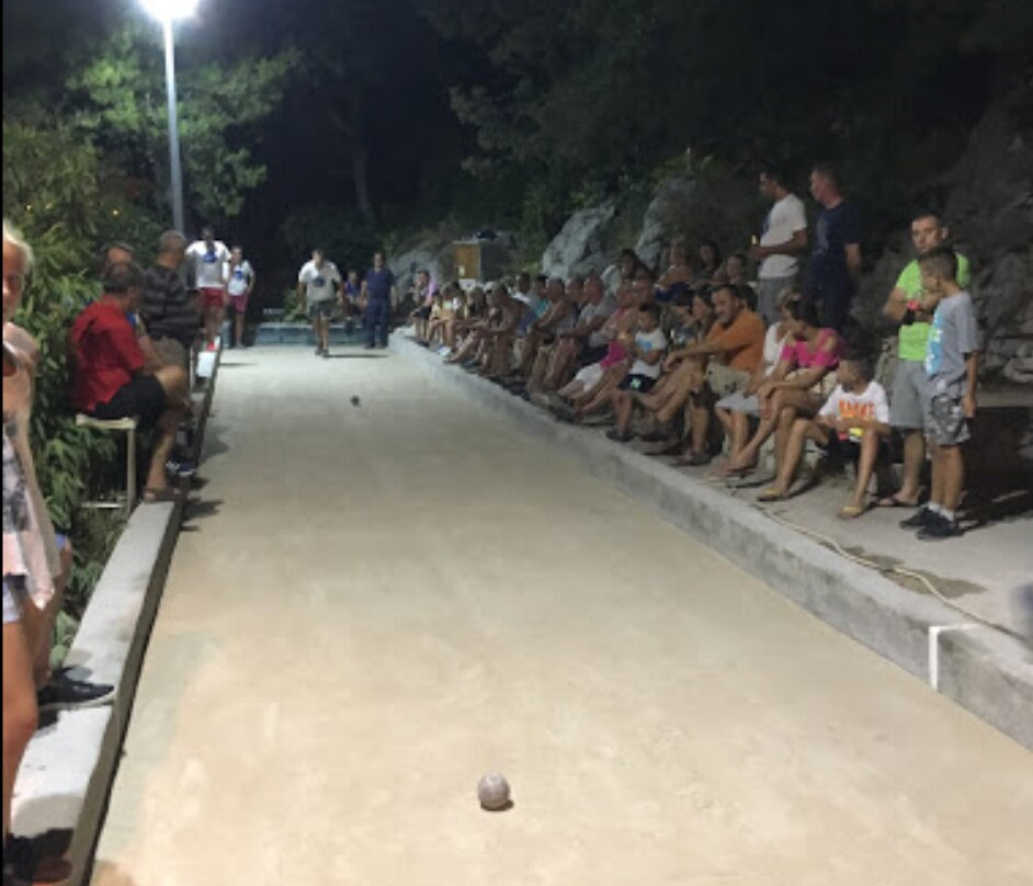 Povlja - Bocce Playing Field景点图片