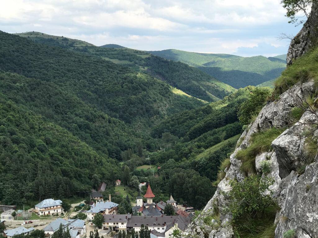 Ramet Monastery-Valea Manastirii必去景点
