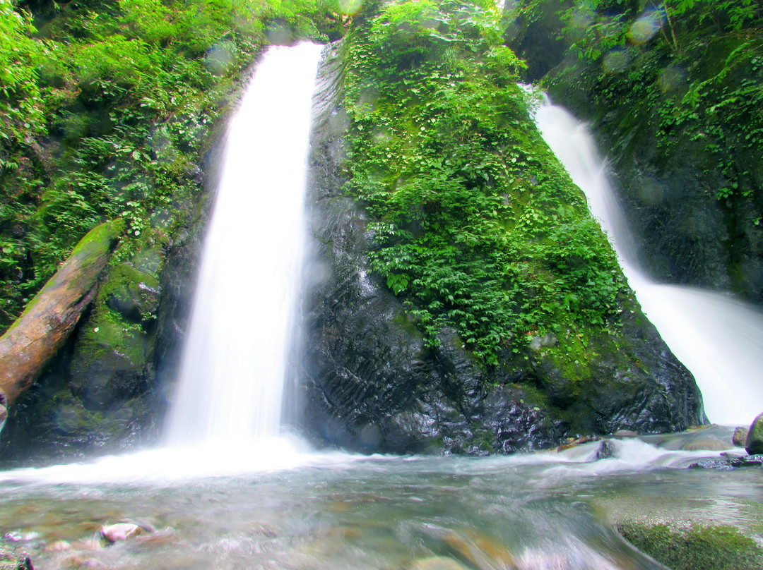 Otaki Waterfall景点图片