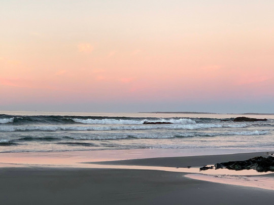 The Breakers Inn主图