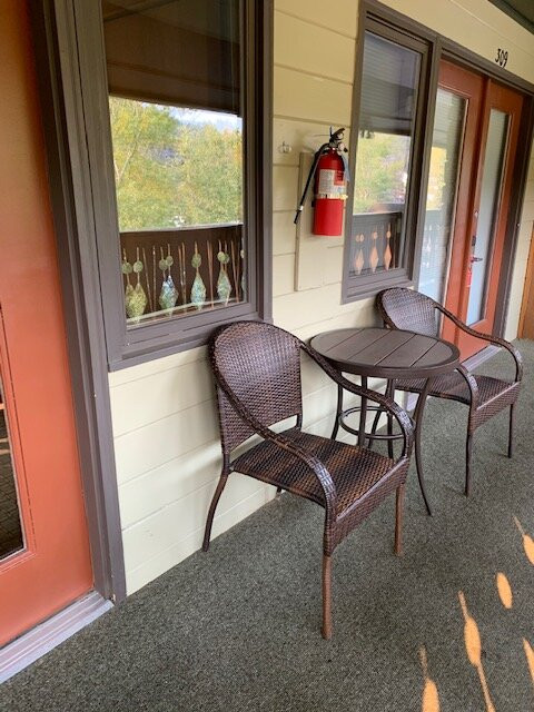 Silver Moon Inn主图