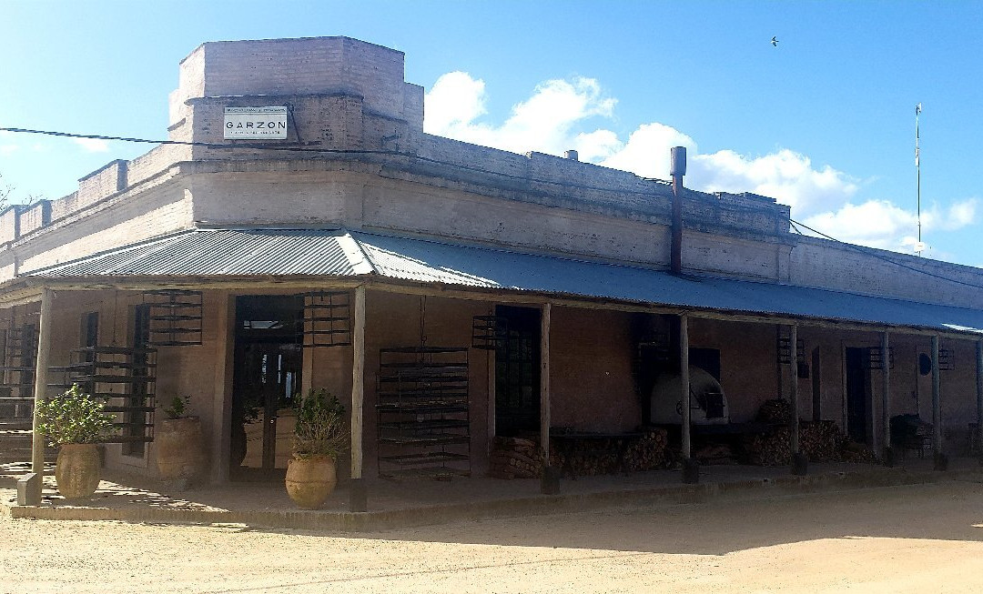 La Plaza Principal del Pueblo Garzon-Garzon必去景点