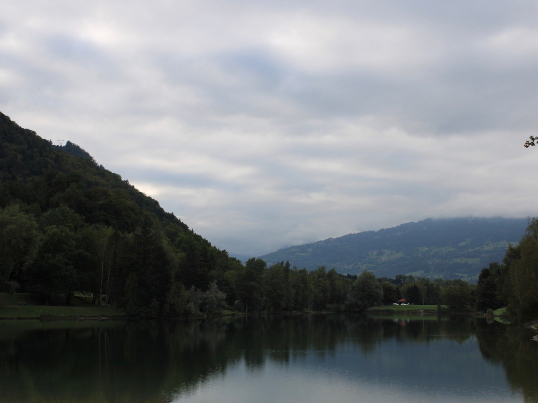 Base de Loisirs des Ilettes-萨朗什必去景点