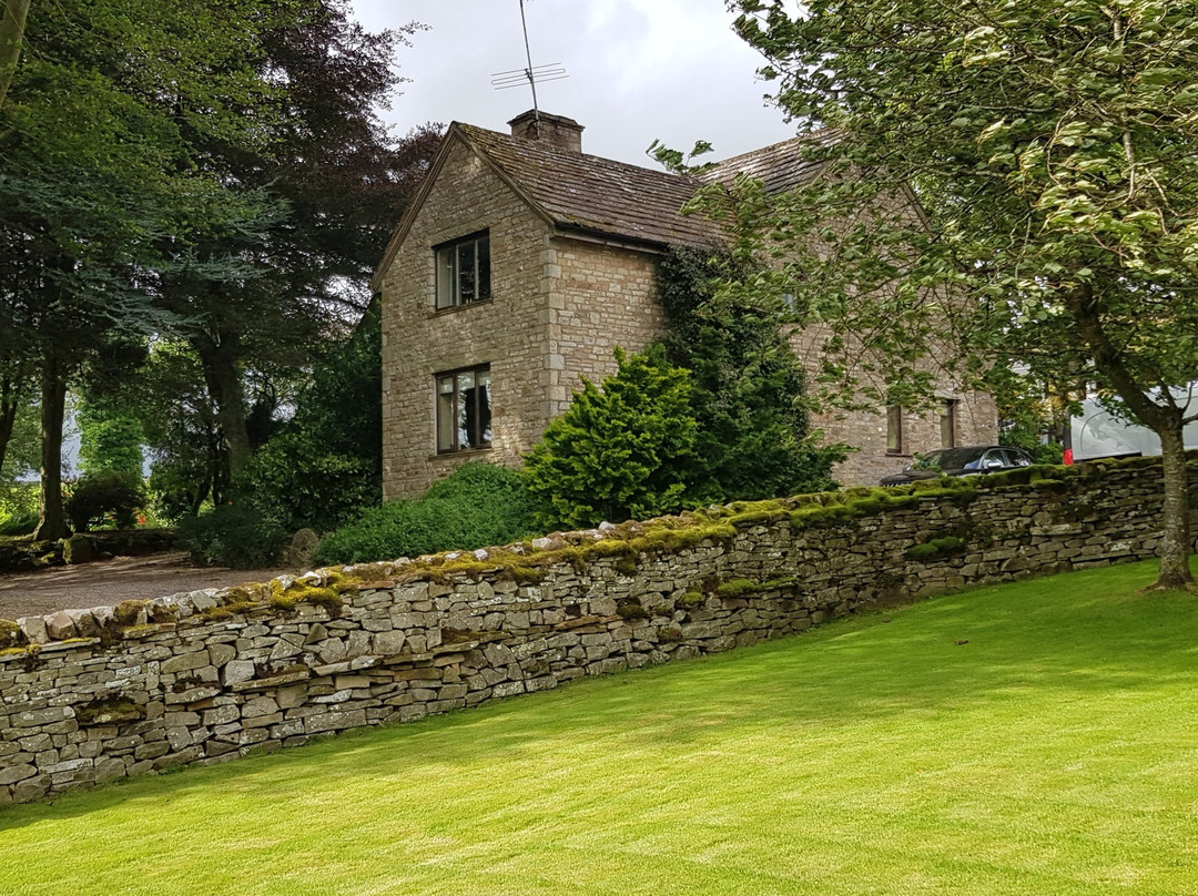 石质别墅酒店主图