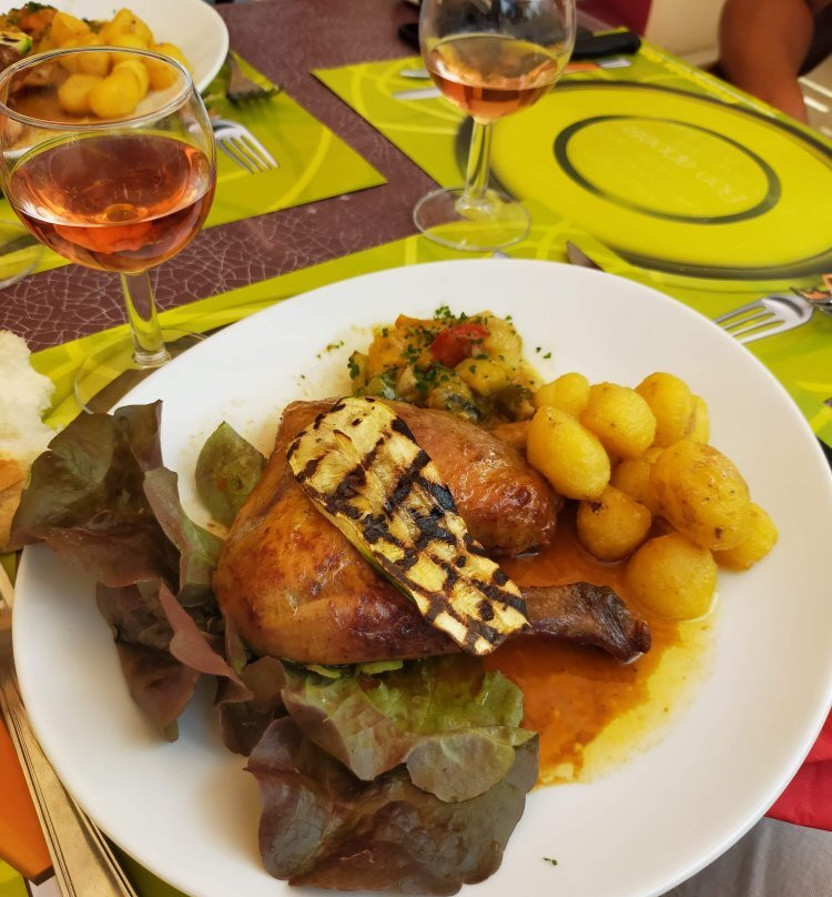 Hotel restaurant Aux Cerisiers主图