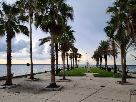 Sanford RiverWalk-桑福德必去景点