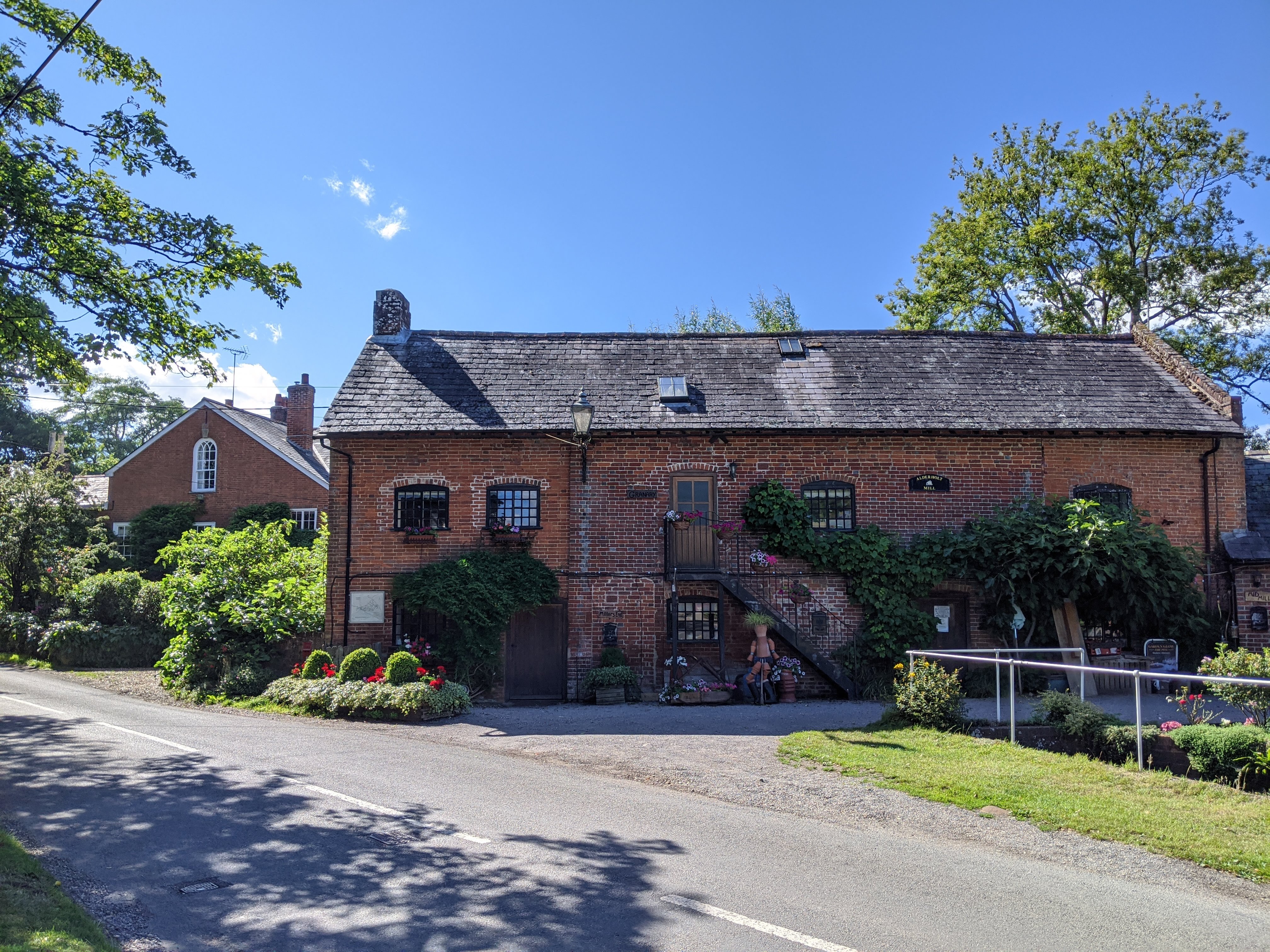 Alderholt Mill-浴室