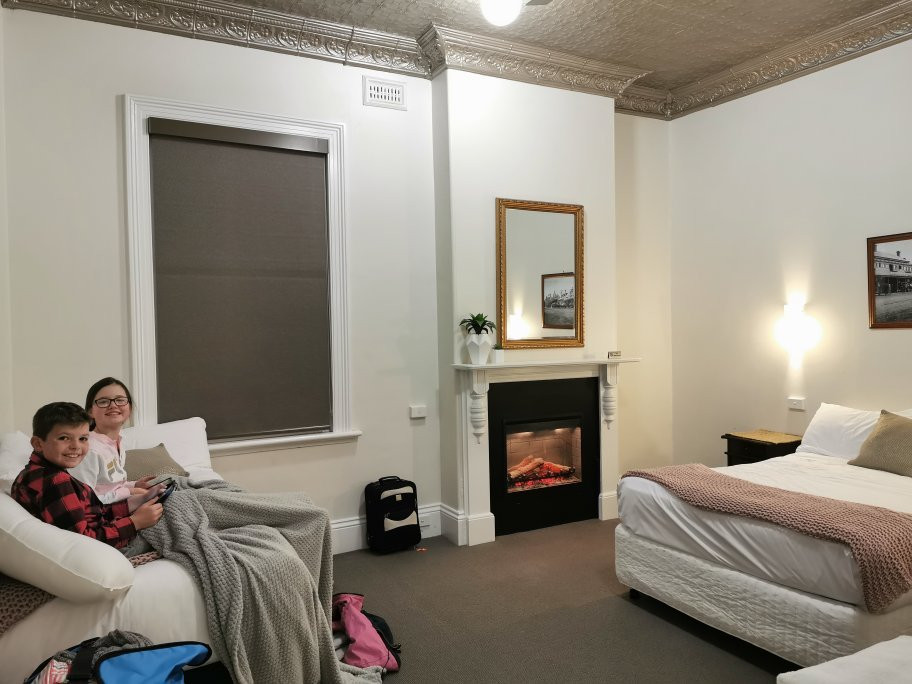 Deloraine Hotel主图