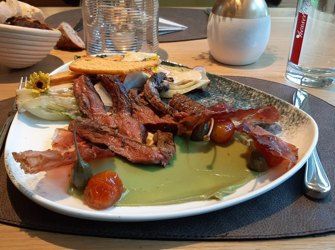 Hotel-Gasthof zur Sonne主图