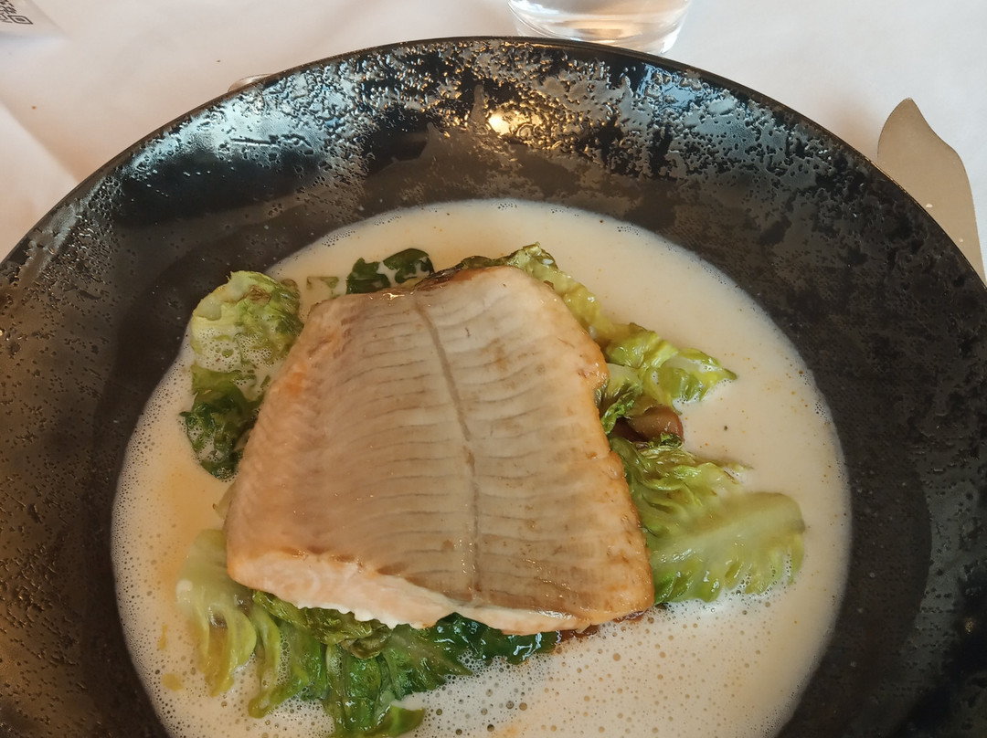 Au Bois le Sire主图