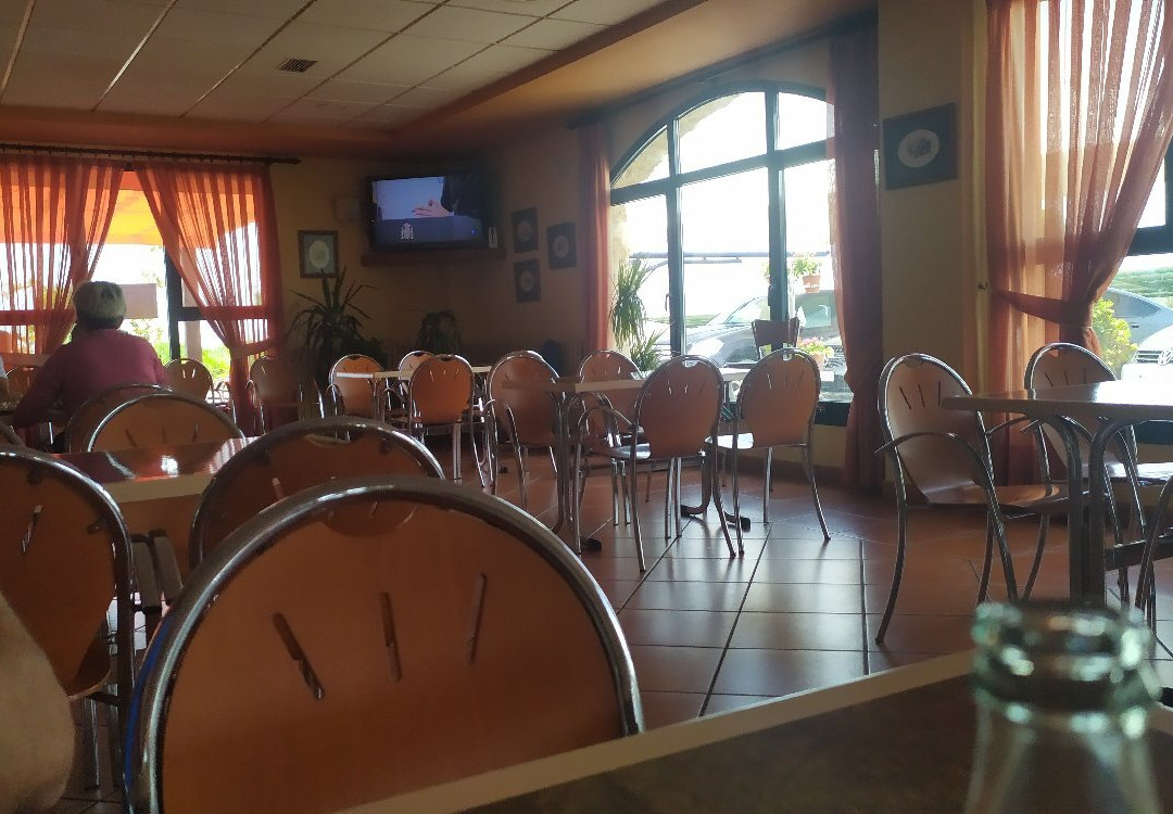 Hotel Restaurante Canada Real主图