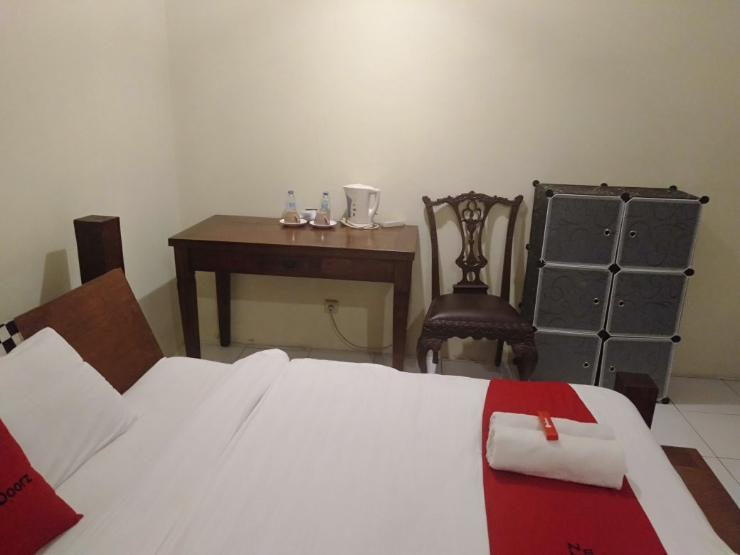 RedDoorz Plus @ Palagan主图