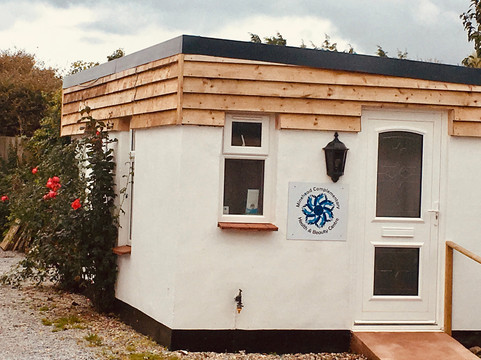 Minehead Complementary Health & Beauty Centre-迈恩黑德必去景点