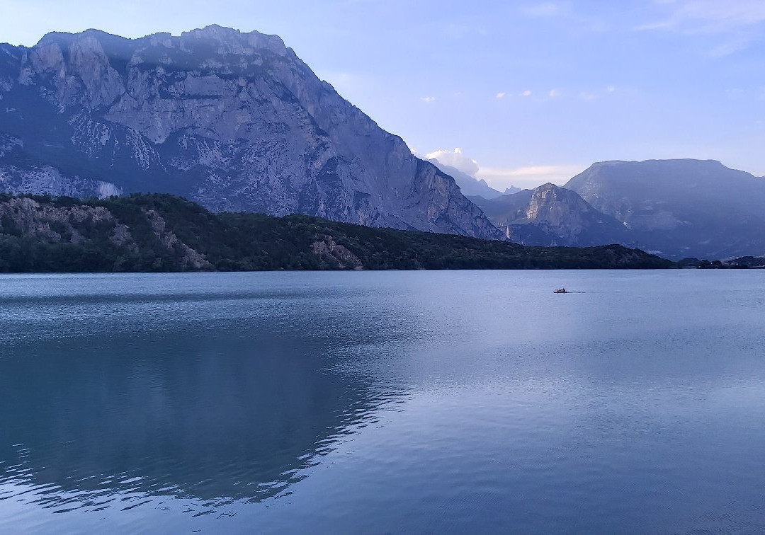 Lago di Cavedine景点图片