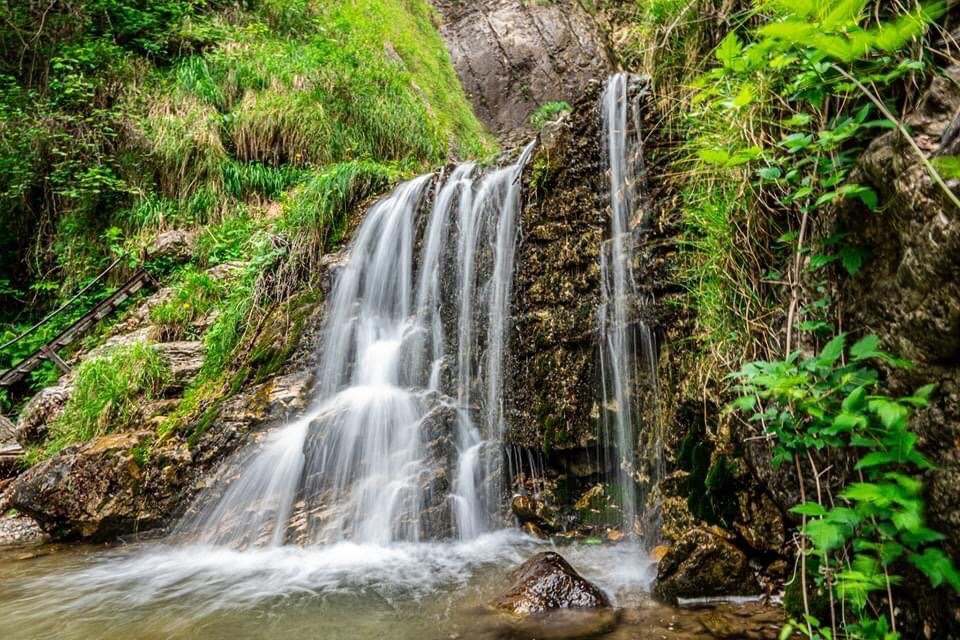 Da Laveno alla Cascata della Froda景点图片