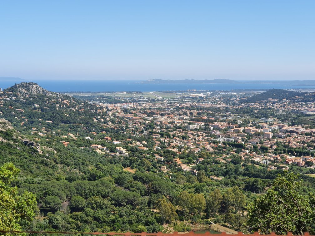 Le Mont Fenouillet景点图片