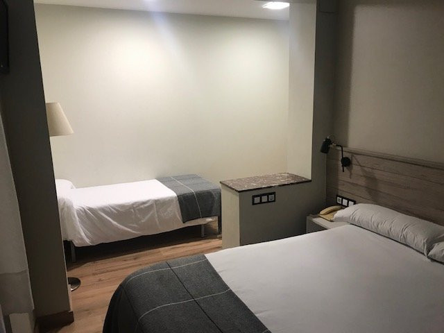 Hotel Torres Manlleu主图