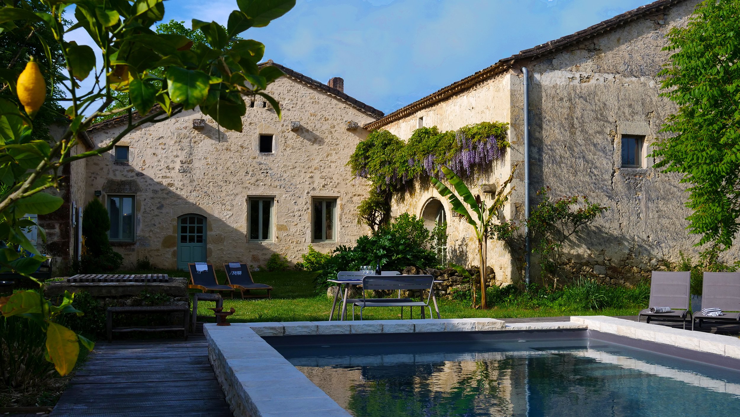Le Clos Des Abeilles-官方