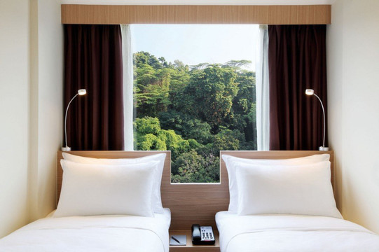 Travelodge新加坡港湾彩鸿酒店主图