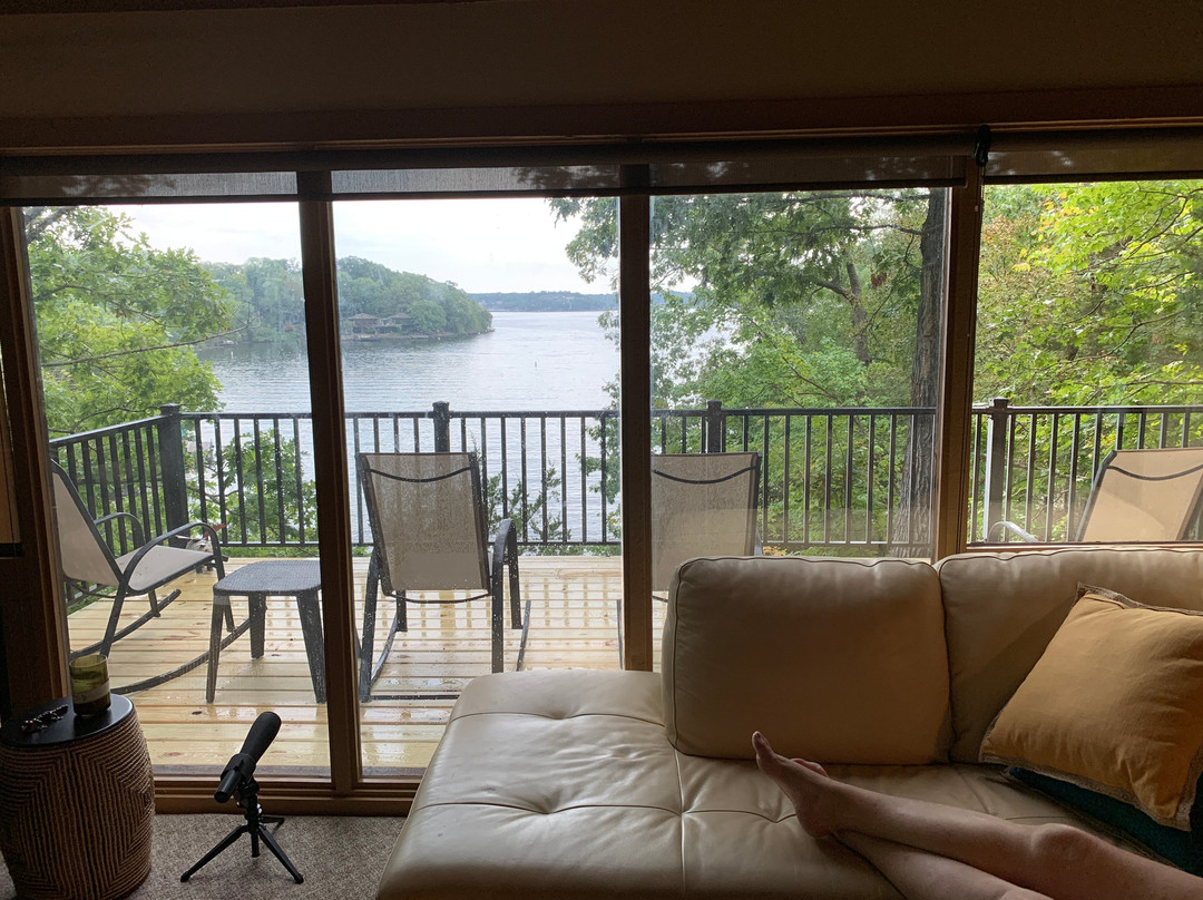 Treetop Village主图