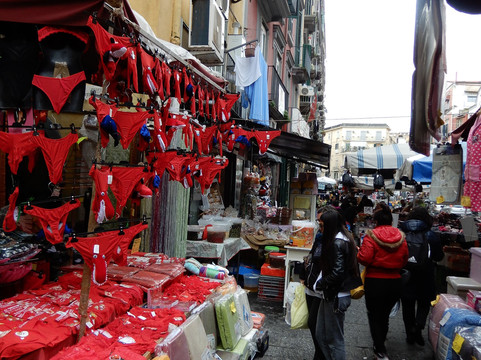 Mercato dei Vergini-那不勒斯必去景点