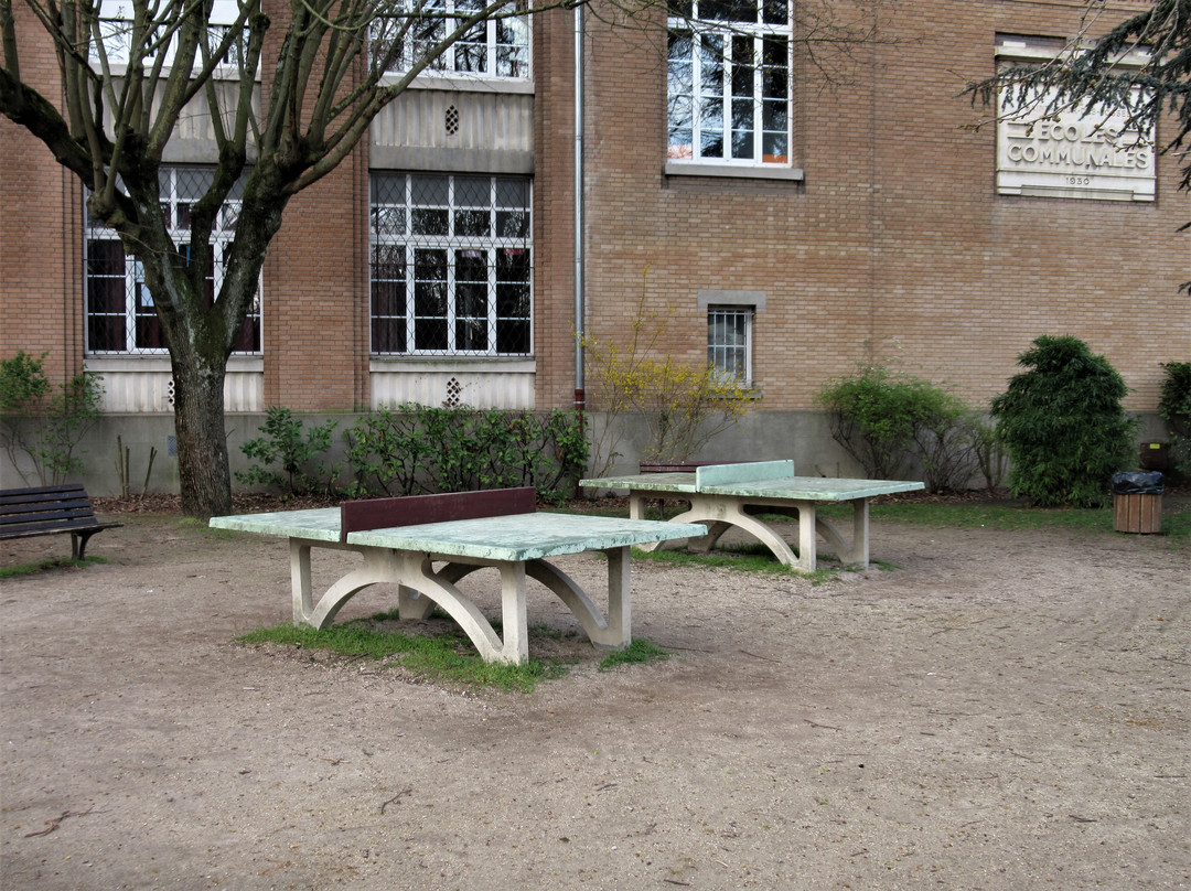 Square de la Pie-圣莫代福塞必去景点