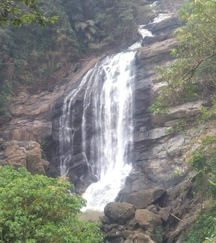 Valara waterfalls-伊杜基必去景点