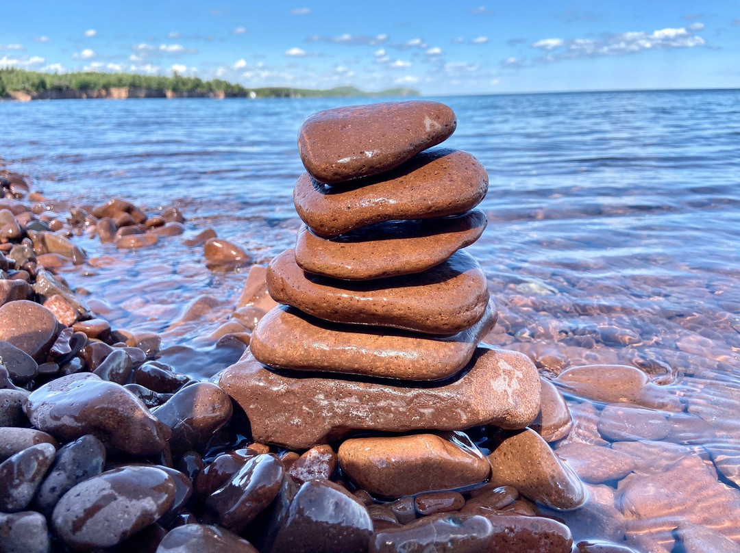 Iona's Beach Scientific and Natural Area-Two Harbors必去景点