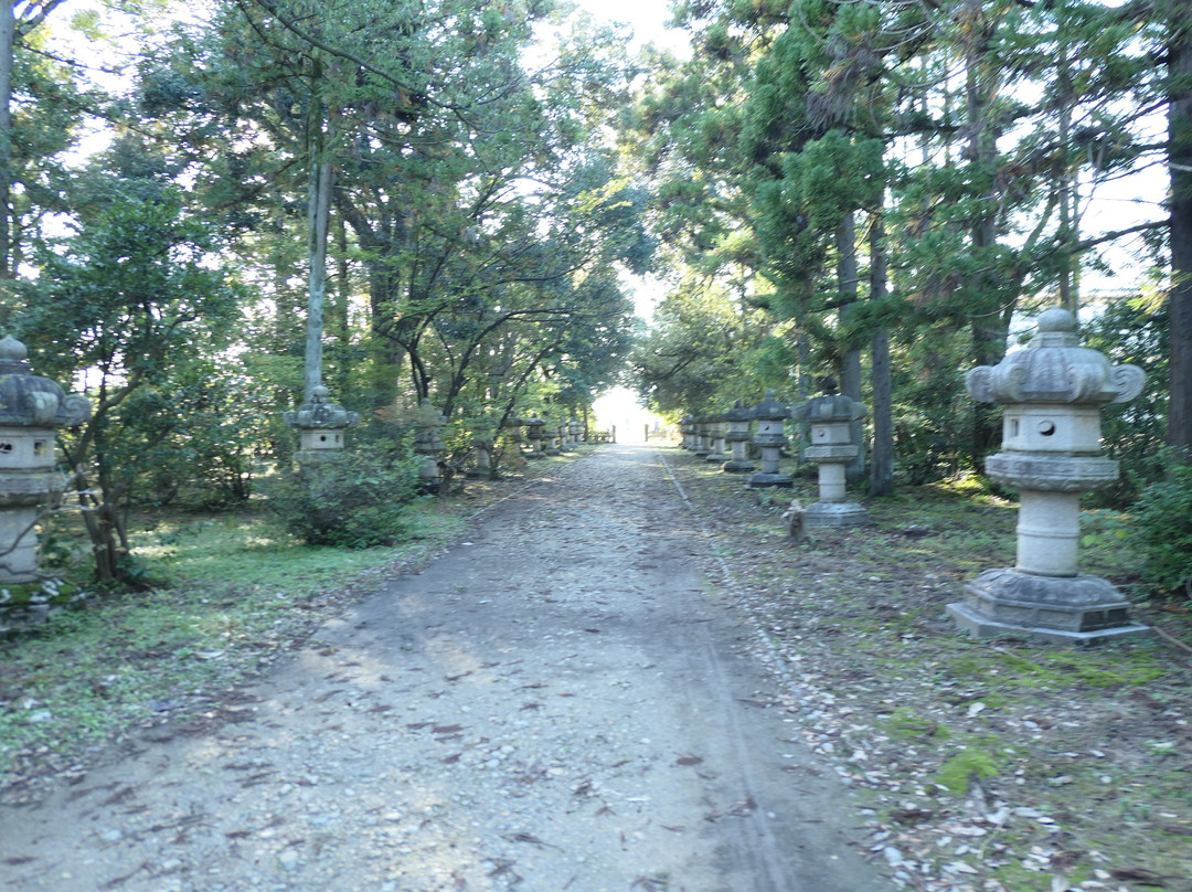 Maeda Toshinaga Cemetery-高冈市必去景点