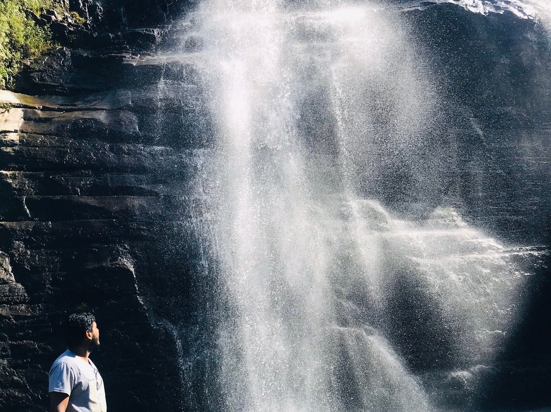 Dunsinane Falls景点图片