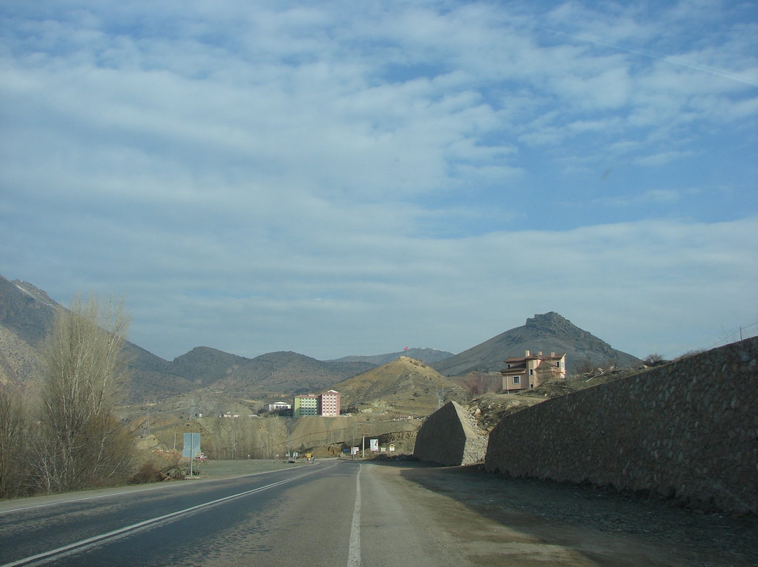 Cagirgan Baba Turbesi景点图片