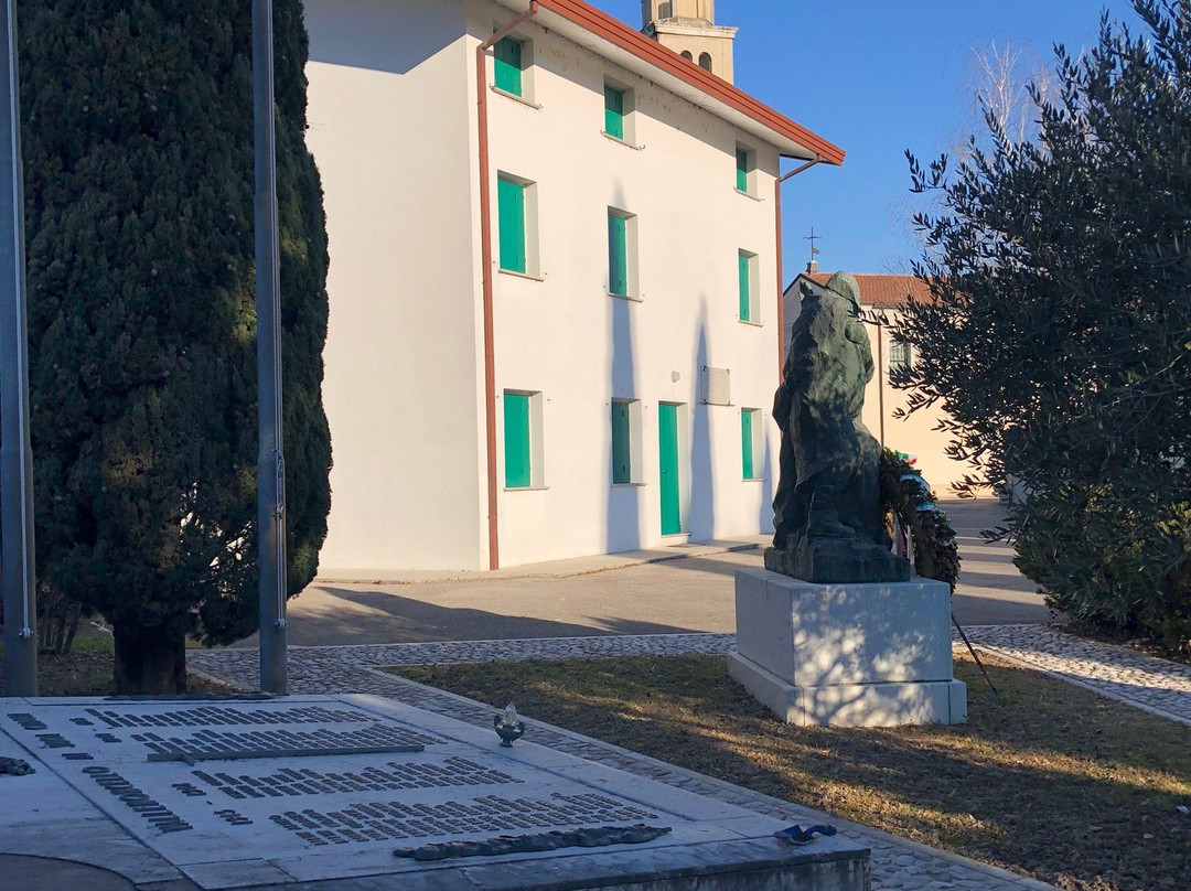 Chiesa Parrocchiale dei SS. Ruperto e Leonardo-Vallenoncello必去景点