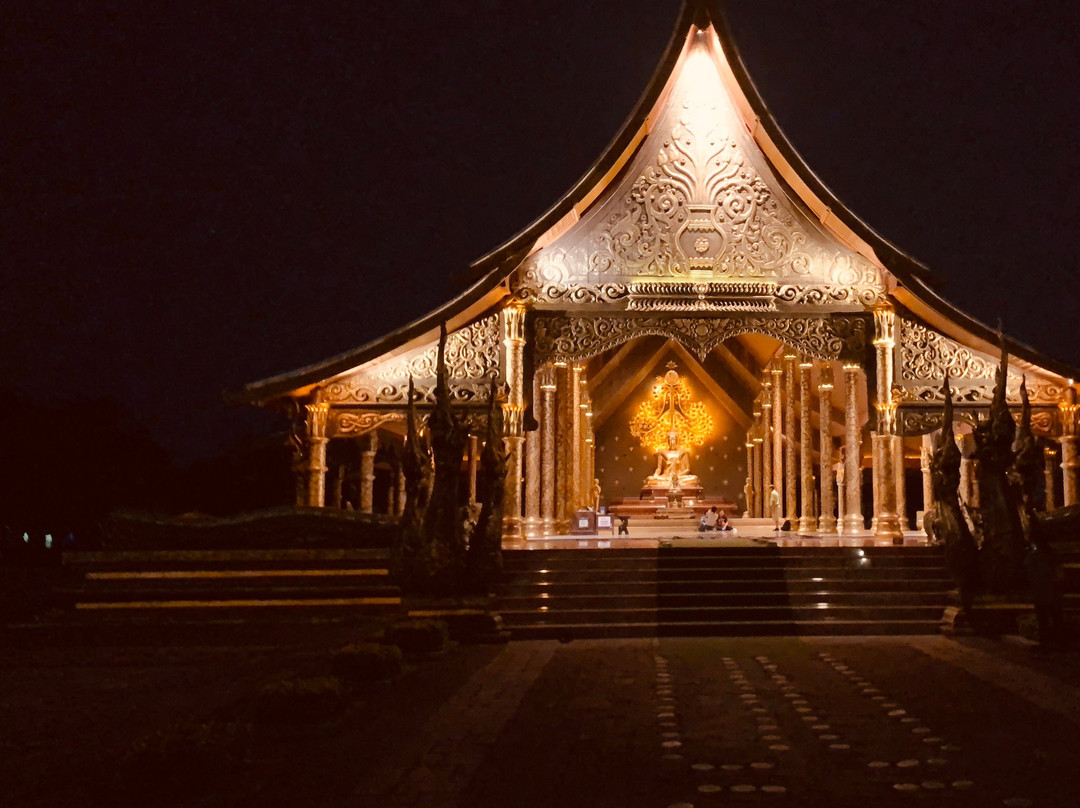 Sirindhorn Wararam Phu Prao Temple (Wat Phu Prao)景点图片