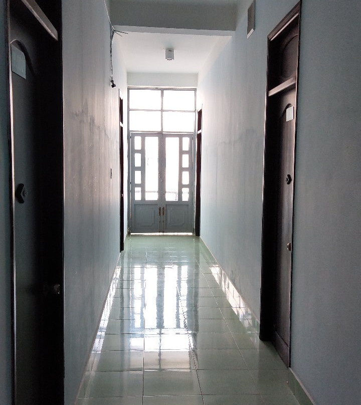 伊甸园酒店主图