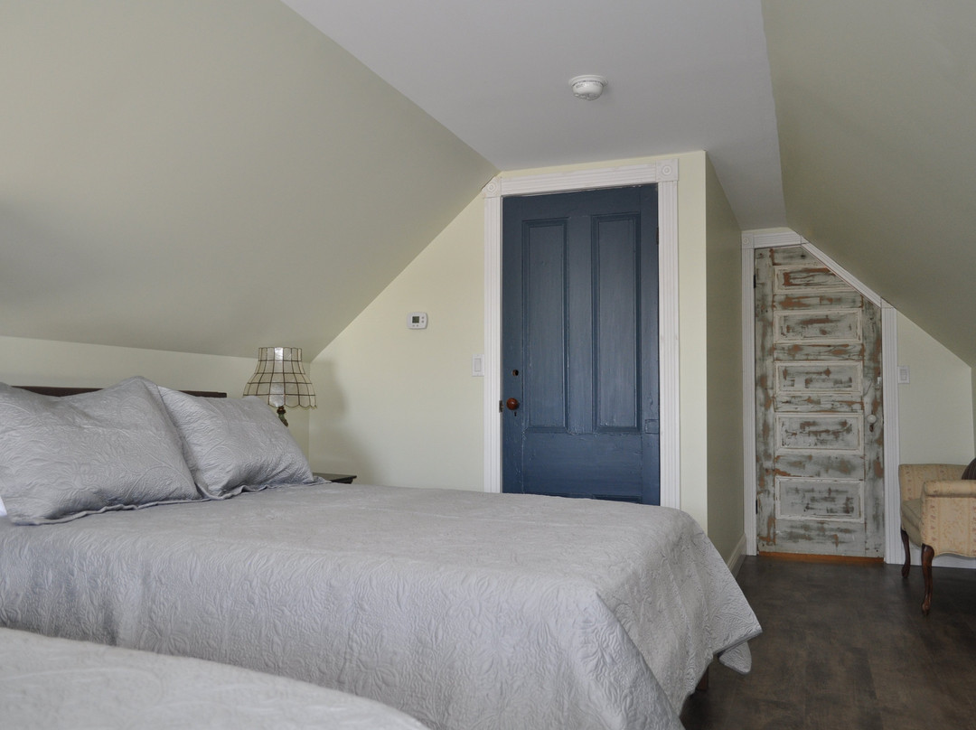 Holman's Heritage Suites主图