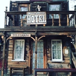 Pioneertown Motel主图