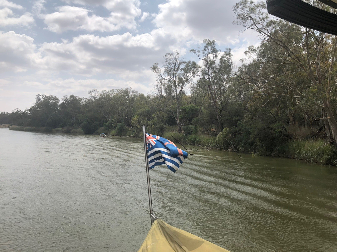 Cobba Paddleboat景点图片