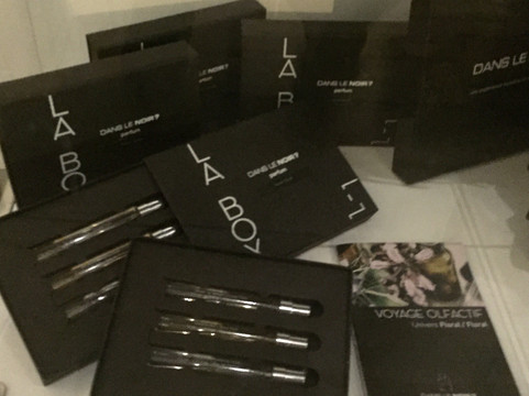 L'Espace Sensoriel Dans Le Noir ? Paris-巴黎必去景点