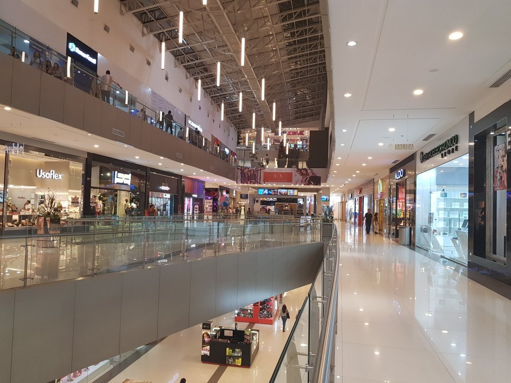 Ventura Mall-圣克鲁斯省必去景点