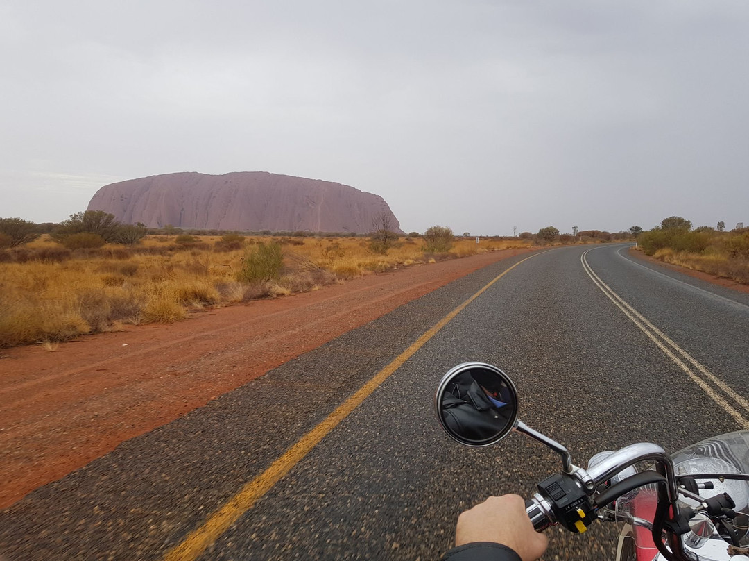 Uluru Motorcycle Tours-乌鲁鲁-卡塔丘塔国家公园必去景点