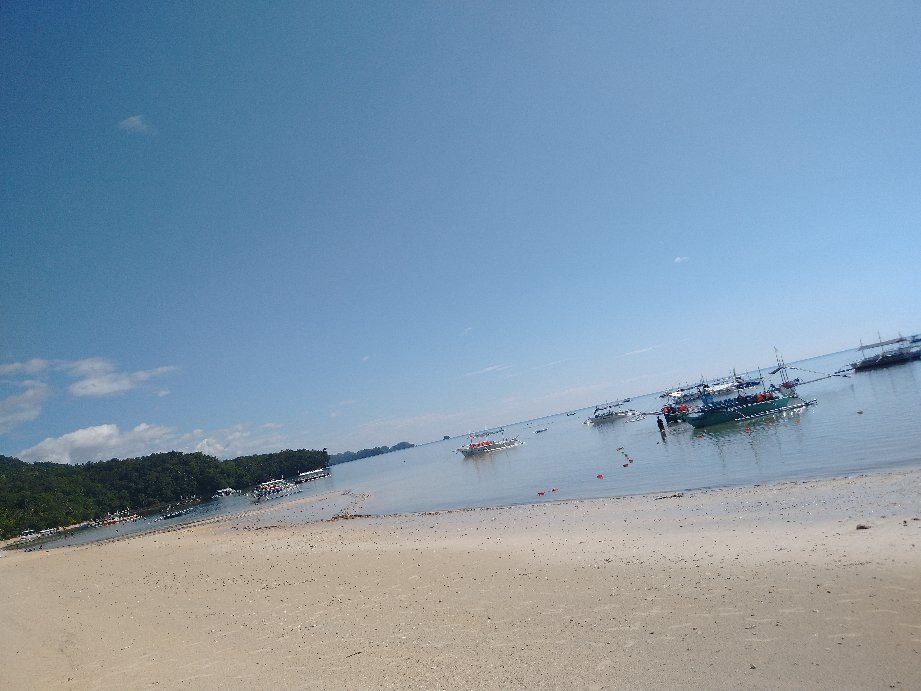 Punta Ballo Beach景点图片